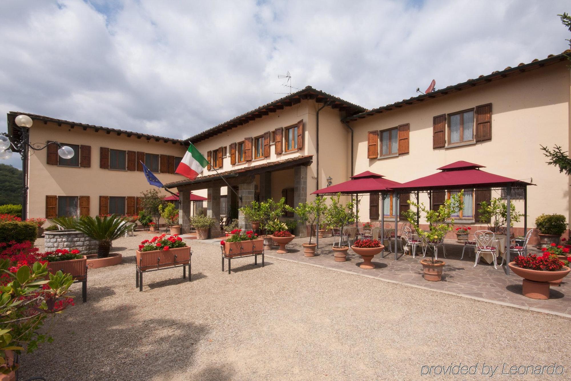 Hotel Del Lago Кавриля Екстериор снимка