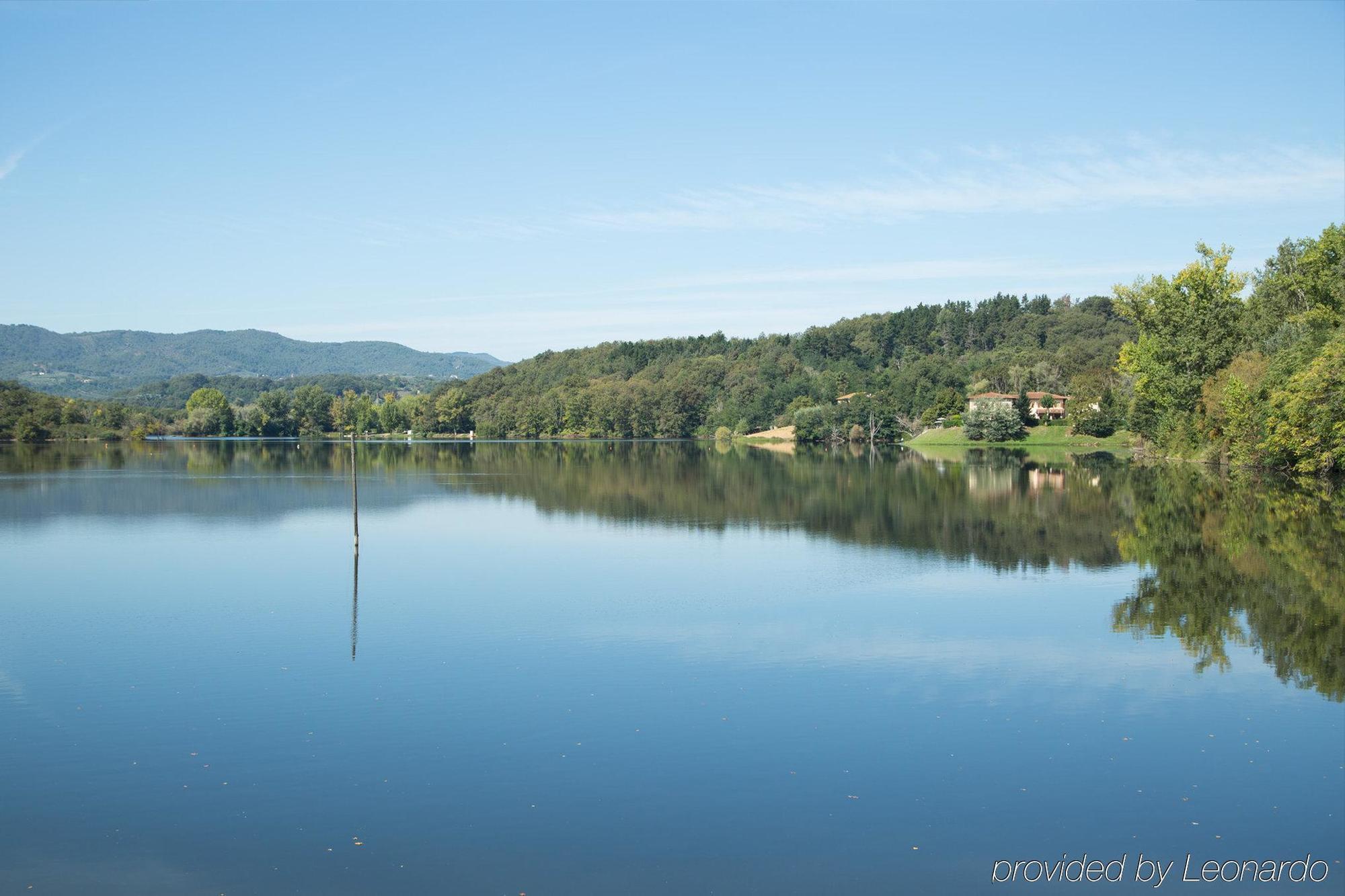 Hotel Del Lago Кавриля Екстериор снимка