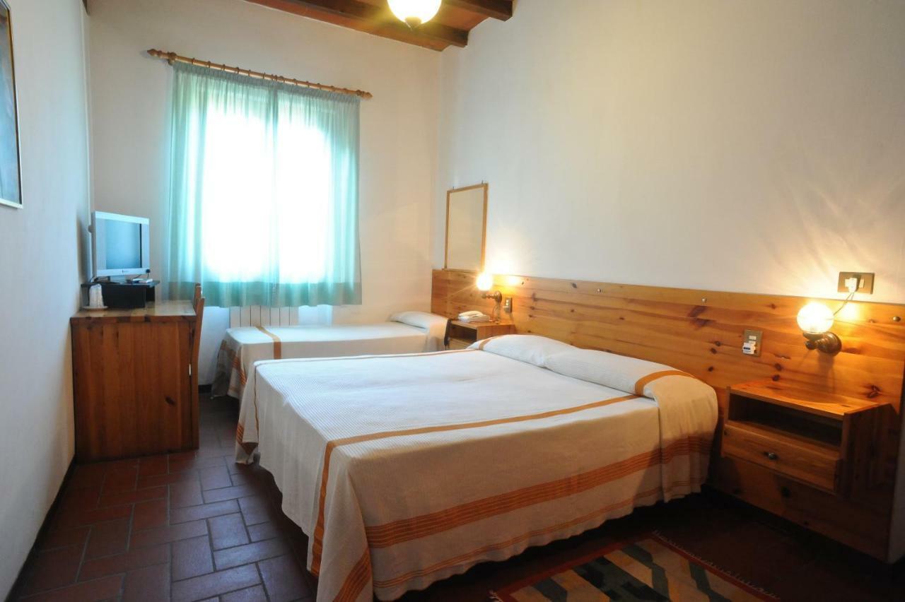 Hotel Del Lago Кавриля Екстериор снимка